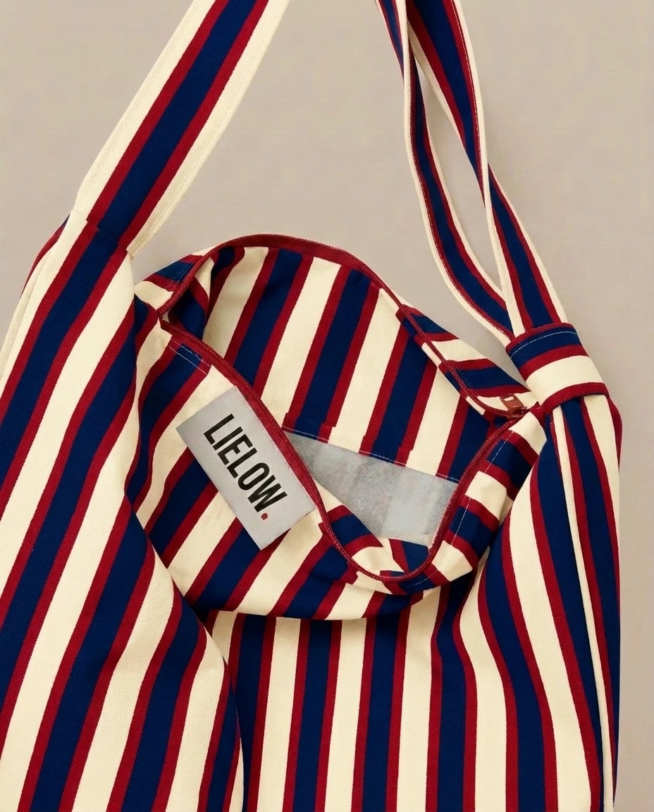 LIELOW Montauk — interior detail with LIELOW label and red piping